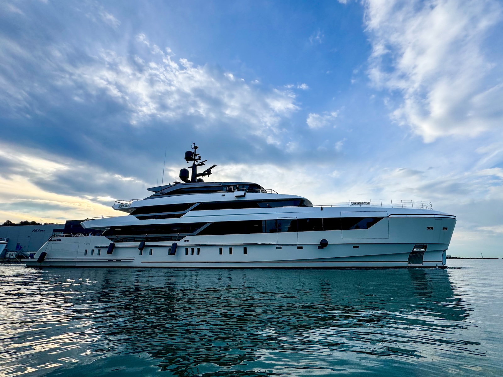 SANLORENZO 58STEEL - PERLA LUNAR