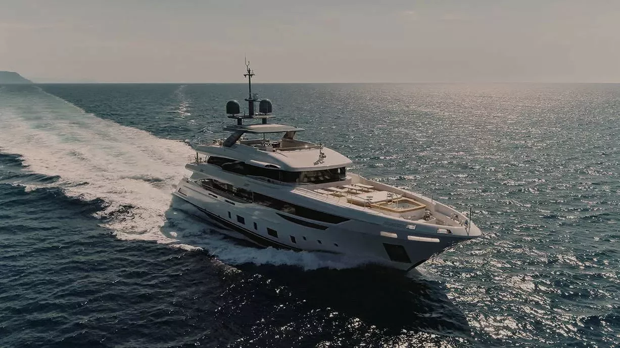 BENETTI DIAMOND 145 - LUCKY WAVE