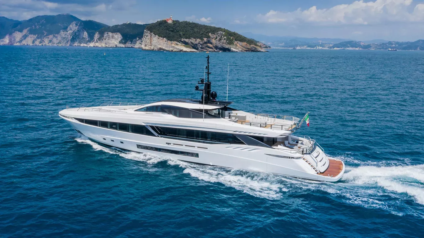 MANGUSTA GRANSPORT 45