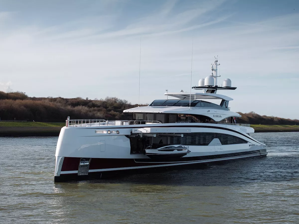 https://api.arconyachts.com/storage/37562/conversions/RdSX5h0CHTNWg1Jb1kWJdgaf3myqV6NSPr7Ysq5r-optimize.webp