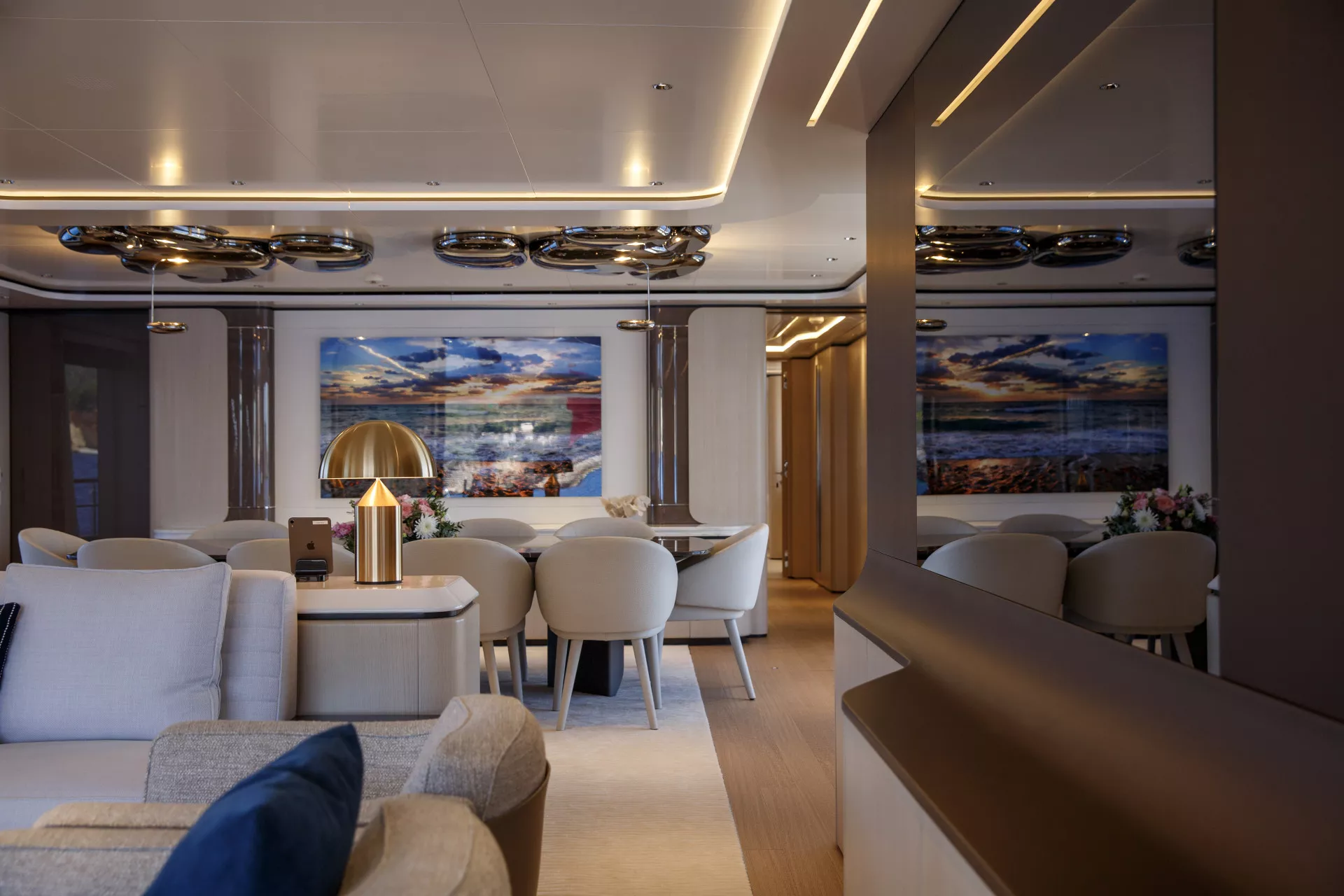 https://api.arconyachts.com/storage/37580/conversions/tgTHUcuR0MYiKO3sCvrLPsDCR3dq0ngODf3Uq2Of-optimize.webp