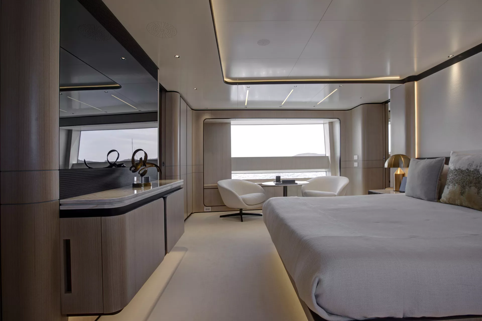 https://api.arconyachts.com/storage/37591/conversions/67m53HbZrmfkVcSKxsnmhYpweH26fG57nkonjDuJ-optimize.webp