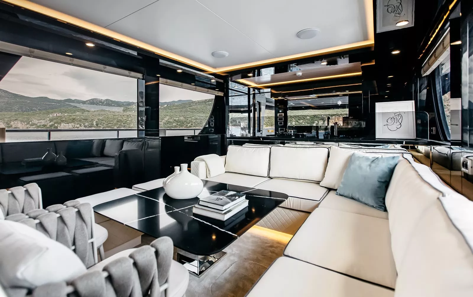 https://api.arconyachts.com/storage/37624/conversions/usoeDwJ0PrhOlVrNVBO38JOXIgqqvDZGvSCIOhza-optimize.webp
