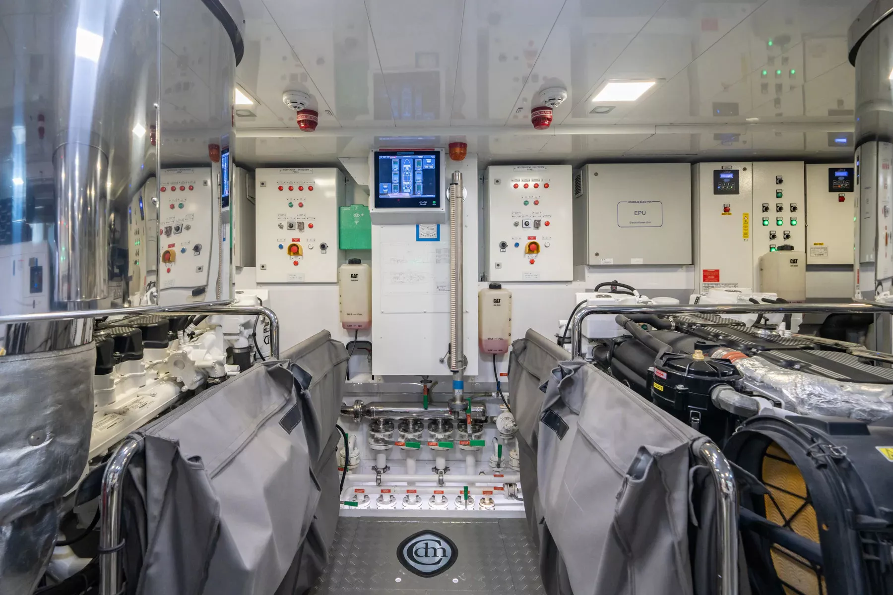 https://api.arconyachts.com/storage/37772/conversions/1bjm3r0EBoNibnVXsWKWD9fcD3M39s0ZYNMxYEHe-optimize.webp