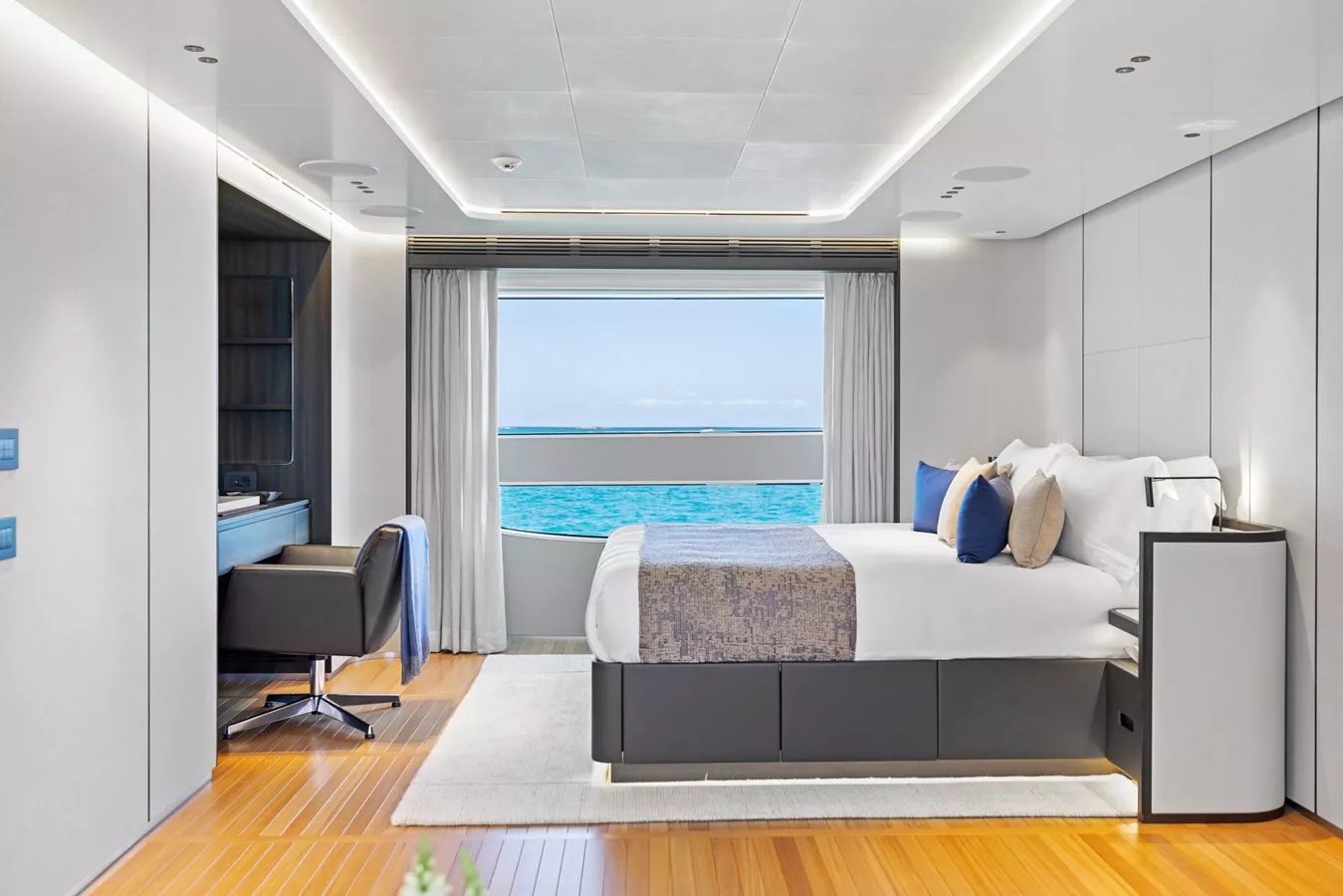 https://api.arconyachts.com/storage/37803/conversions/1rkUtiufUhudWRvDjzVwYrnlFFUw0j3mF35va21L-optimize.webp