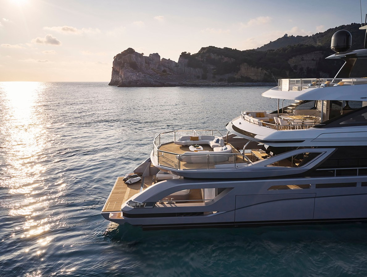 Grande 38 METRI TRI-DECK NEW BUILD