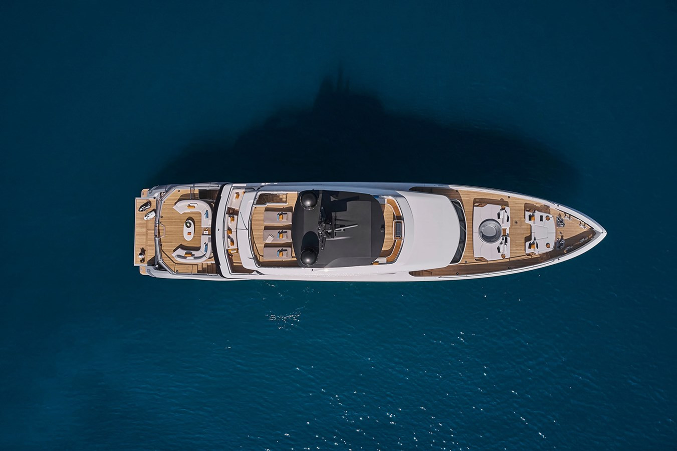 Grande 38 METRI TRI-DECK NEW BUILD