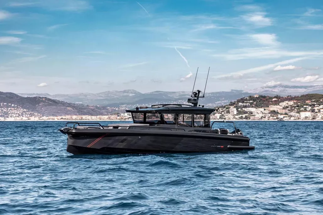 https://api.arconyachts.com/storage/37913/conversions/i5qatg4QIafFaS8Oqckfl5rltn2yRStR8cC54qOx-optimize.webp
