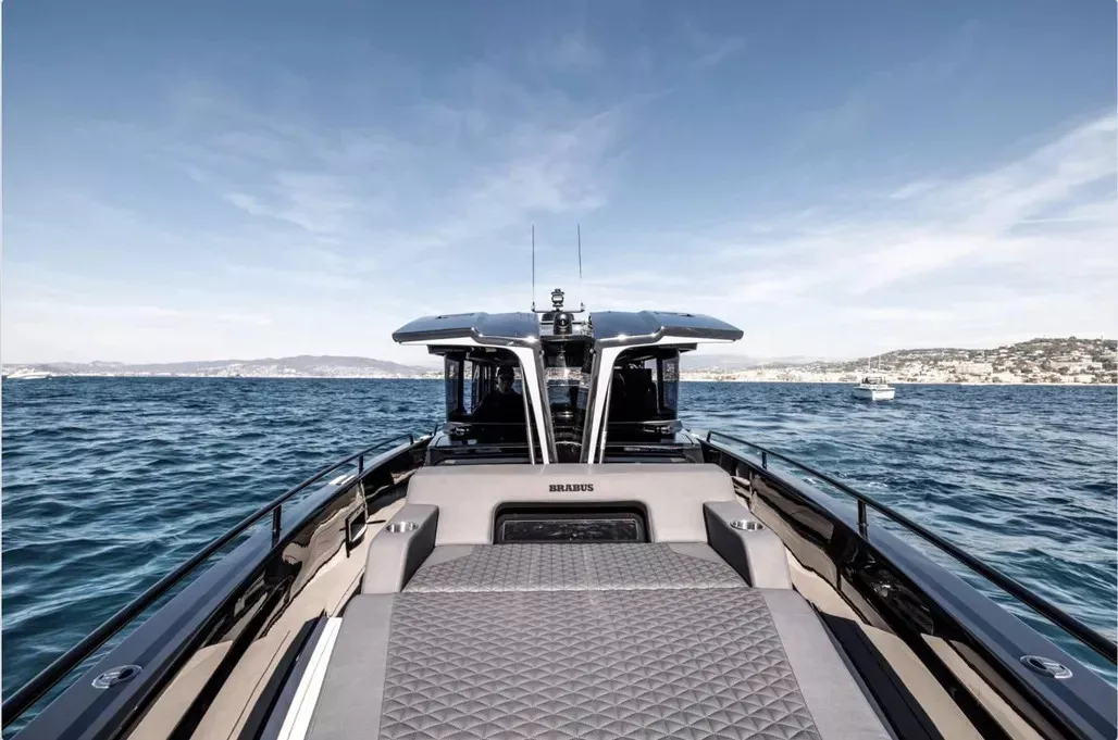https://api.arconyachts.com/storage/37915/conversions/ExE6S5AhpjMXpdyQzQuHRKPQZl0oDVJhn3uf6w7i-optimize.webp