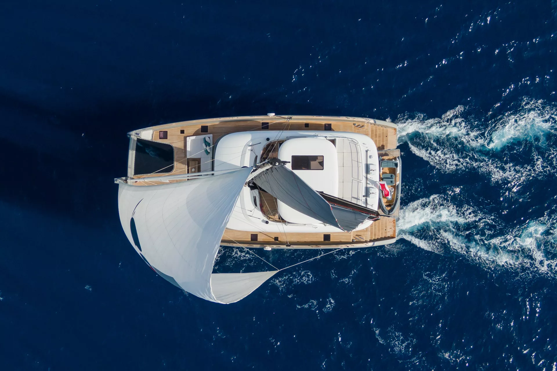 https://api.arconyachts.com/storage/37978/conversions/rVC6ckI4533K9QDsJTp7husHiBAgLXYY2346en6a-optimize.webp