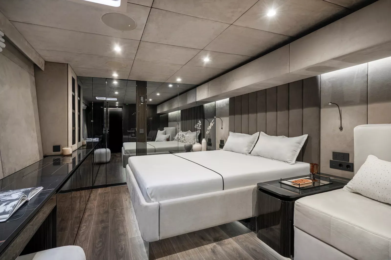 https://api.arconyachts.com/storage/37982/conversions/S1LI0FTZxzHzwH44aBM4KV3r9q6DOY7oWUd2OGk4-optimize.webp