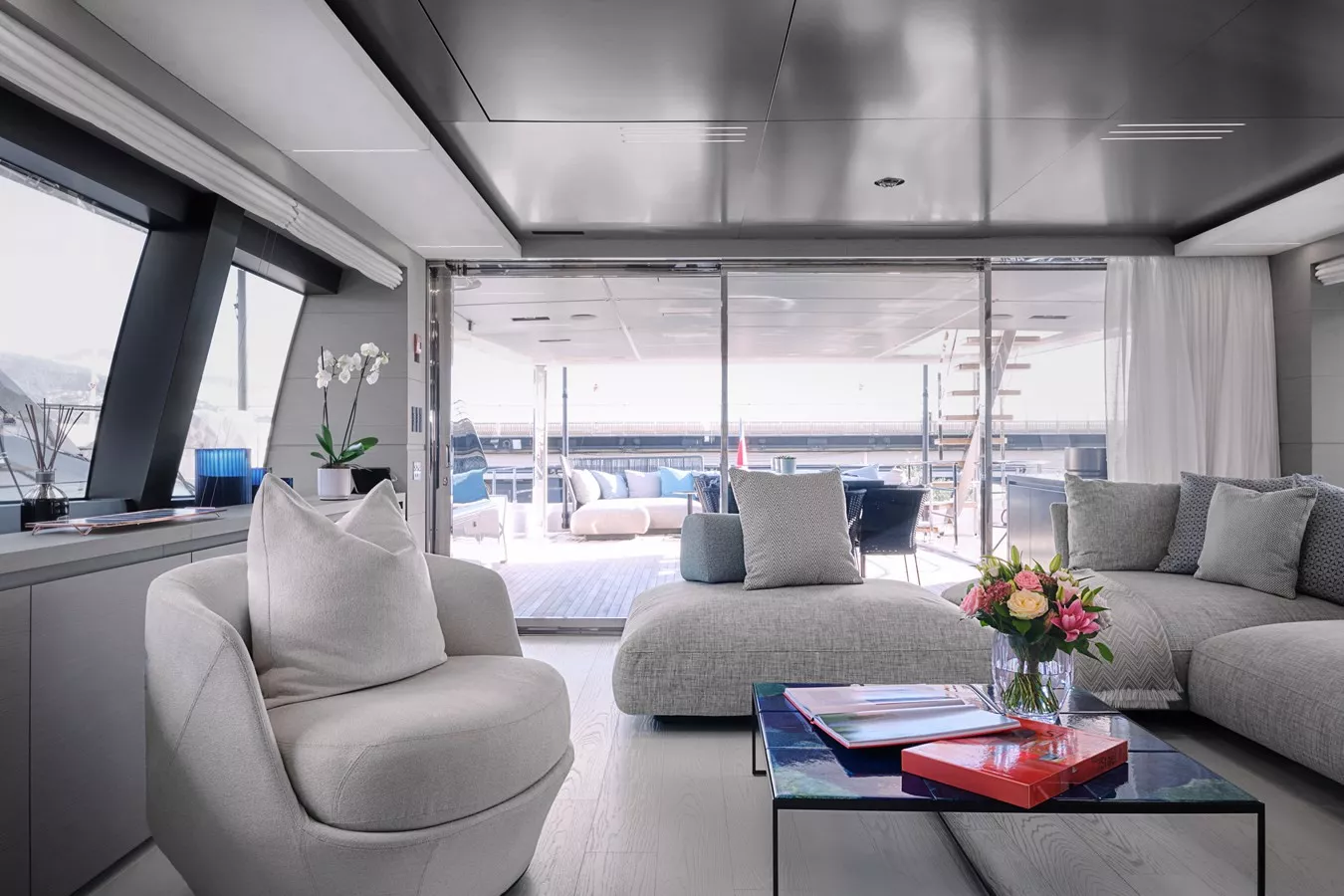 https://api.arconyachts.com/storage/38005/conversions/sfk99qxBaDiRB8Q8Y8aA8x3covp10mqeIouR4aFl-optimize.webp