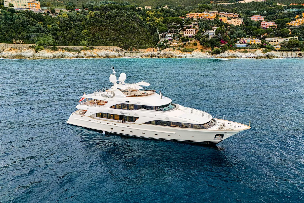 https://api.arconyachts.com/storage/38033/conversions/SzyeN7ts17PJoRqBuXzTTVm1BocQiqWwPsJEUExn-optimize.webp