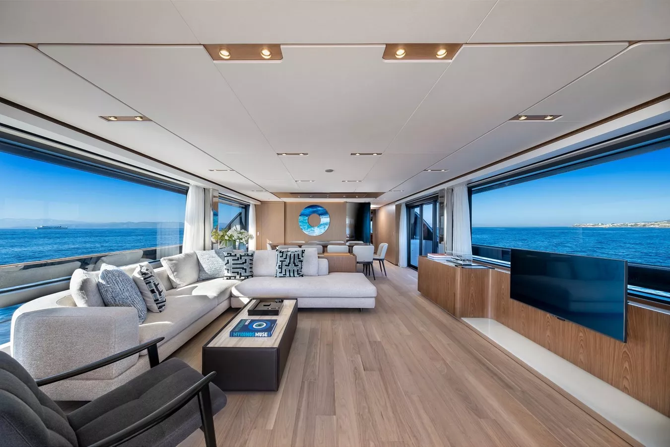 https://api.arconyachts.com/storage/38042/conversions/jEx6btAYwCq2iVKnNPHKytMFTnrItRpGDh2Vhe9i-optimize.webp
