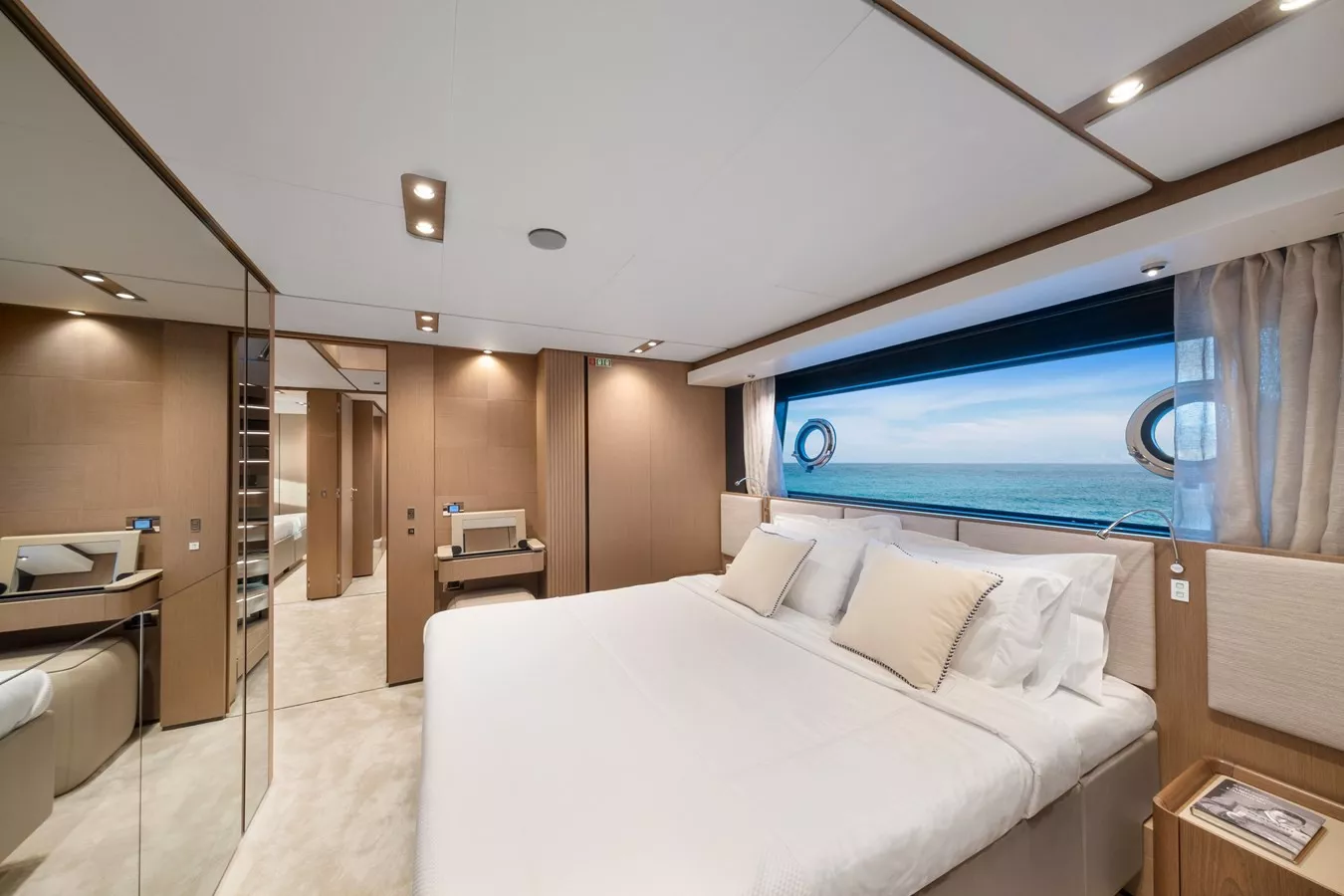 https://api.arconyachts.com/storage/38048/conversions/S5jBUjor9L98UCNEVwhao6bpbAEUBj9N1u67ilzD-optimize.webp