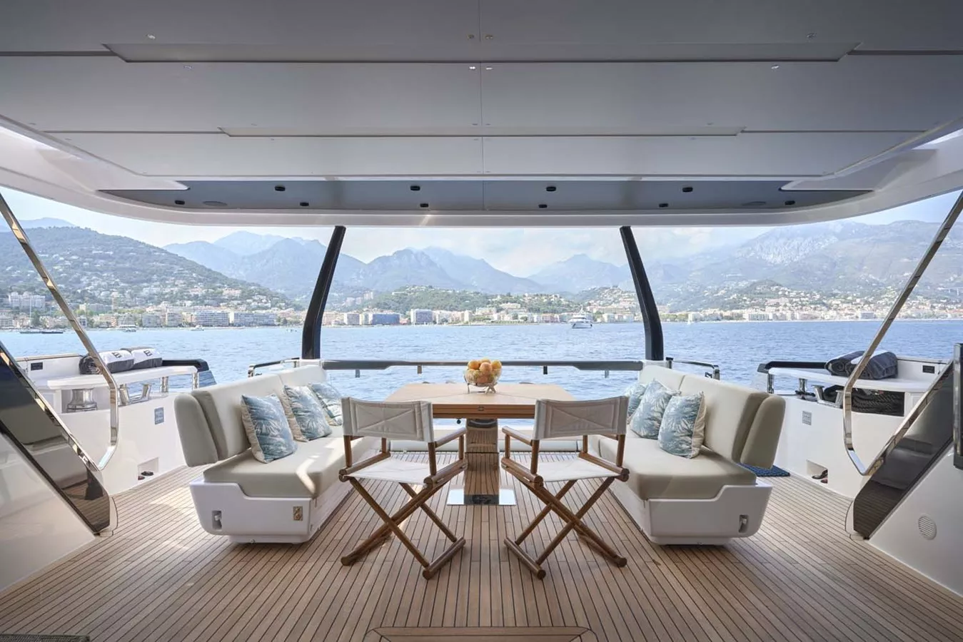 https://api.arconyachts.com/storage/38058/conversions/JlltOLahvsEMpPmNdNLa7vNleIu5bEFRWNyGWEZq-optimize.webp