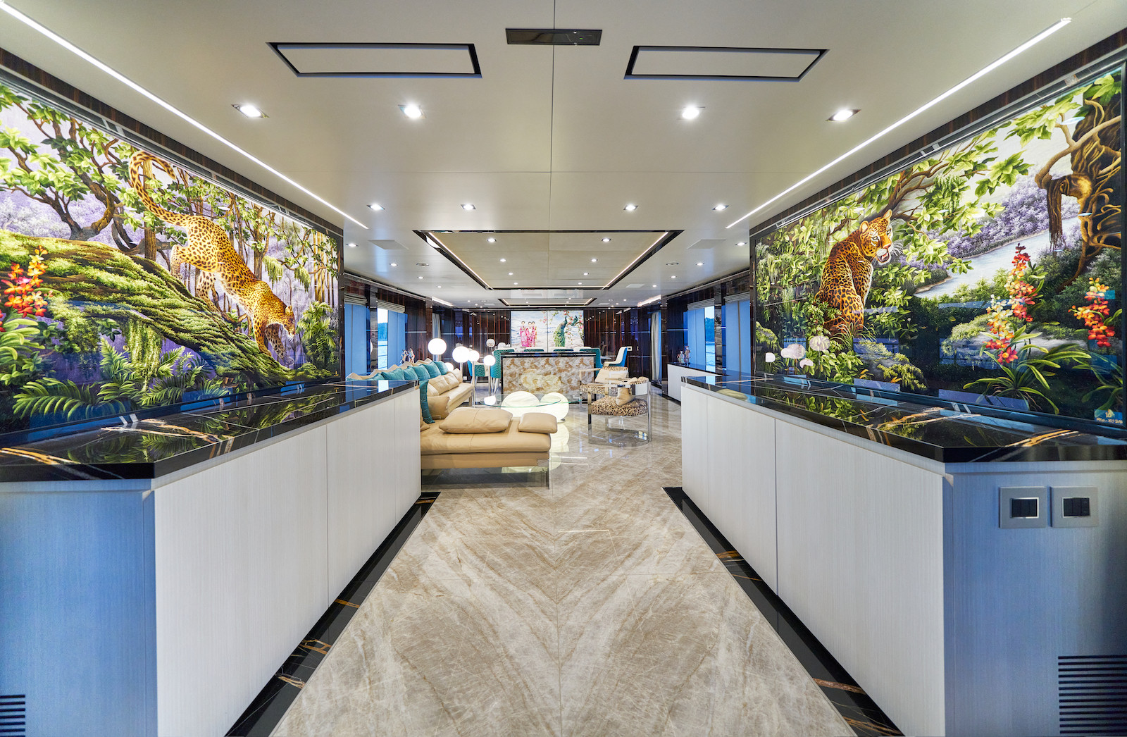 https://api.arconyachts.com/storage/38104/conversions/YwfuSVEdS9ATvn7Mw9GRxiJjofqvx9Ex1KChHcep-optimize.jpg