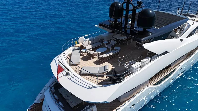 https://api.arconyachts.com/storage/38139/conversions/L973pR1lp8Na1Tb5nTvFzgCFo6uKch7PUTDfZzja-optimize.webp