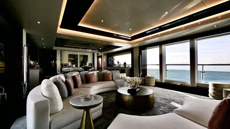 https://api.arconyachts.com/storage/38142/conversions/dih8wrXnOQtH85u82X5EabZWGbBVgDuOzItVliAm-optimize.webp