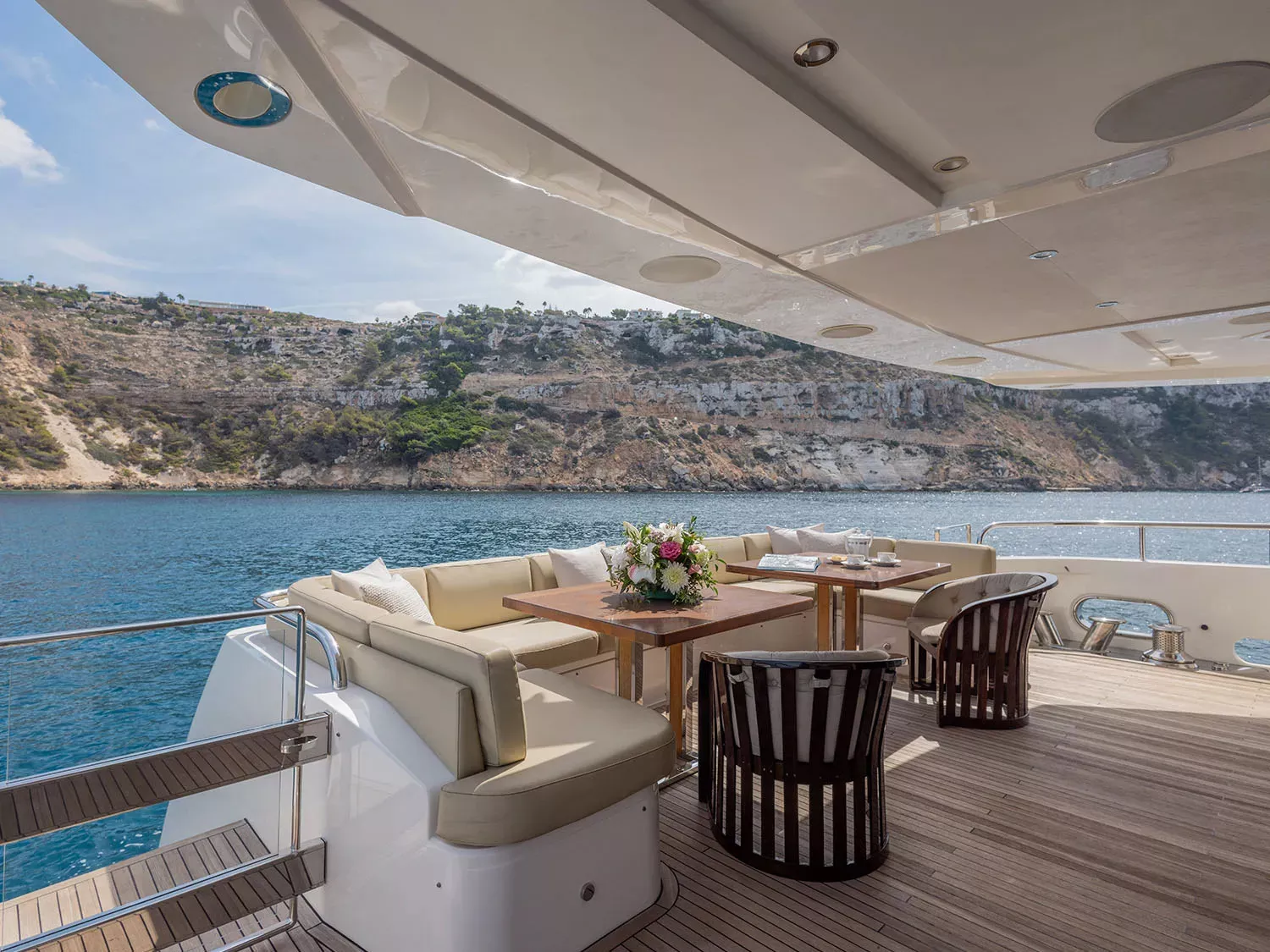 https://api.arconyachts.com/storage/38156/conversions/tCO8ZyX5lUrOottGxUJ27HKkCy16Vl5ynhYcaX6C-optimize.webp
