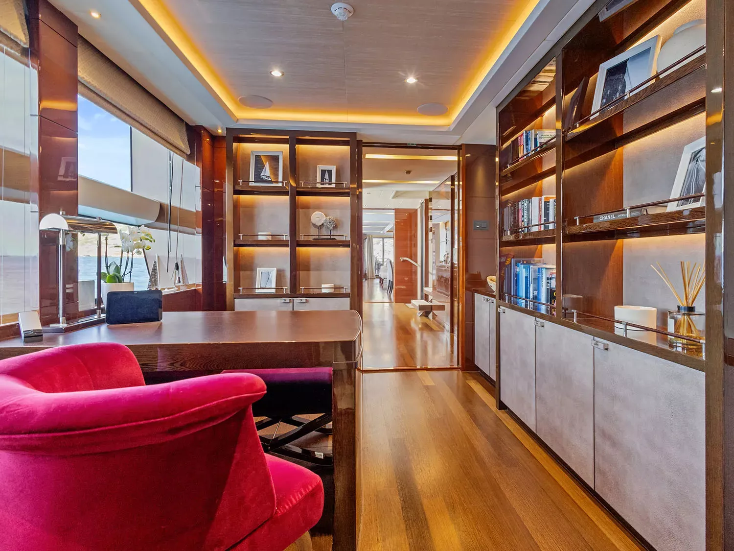 https://api.arconyachts.com/storage/38162/conversions/lglVitCSv69EANzQxhJyc6cPJ3GaCvyWW6iarhWq-optimize.webp