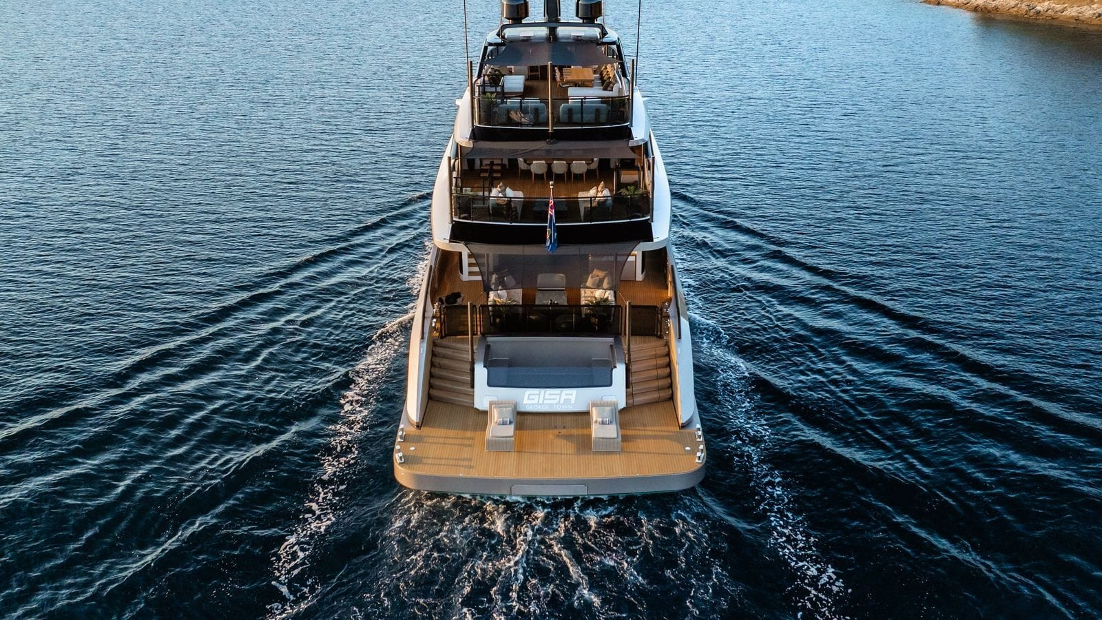 https://api.arconyachts.com/storage/38168/conversions/FzKeJFxU9ybitkE5eSmktEHZdUdg0TwrFy1Q52on-optimize.jpg