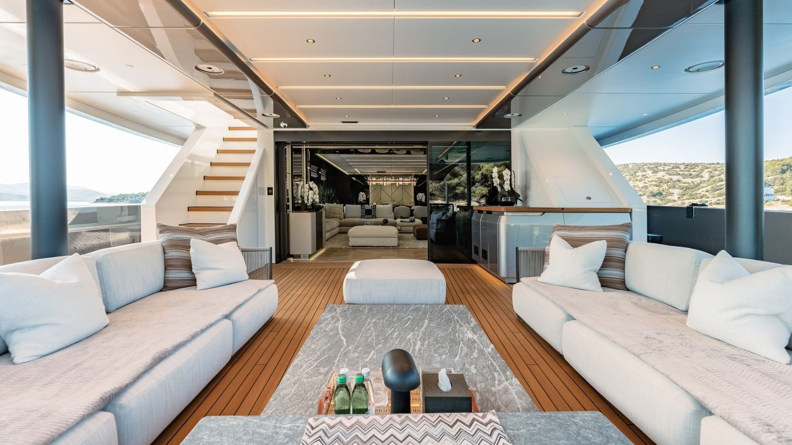 https://api.arconyachts.com/storage/38176/conversions/3FoabYk0V9KqmPwBeksdutfT66Q59Z0kG06k9fqg-optimize.jpg