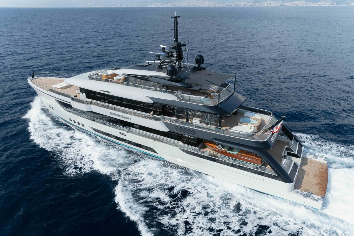 SERENISSIMA I