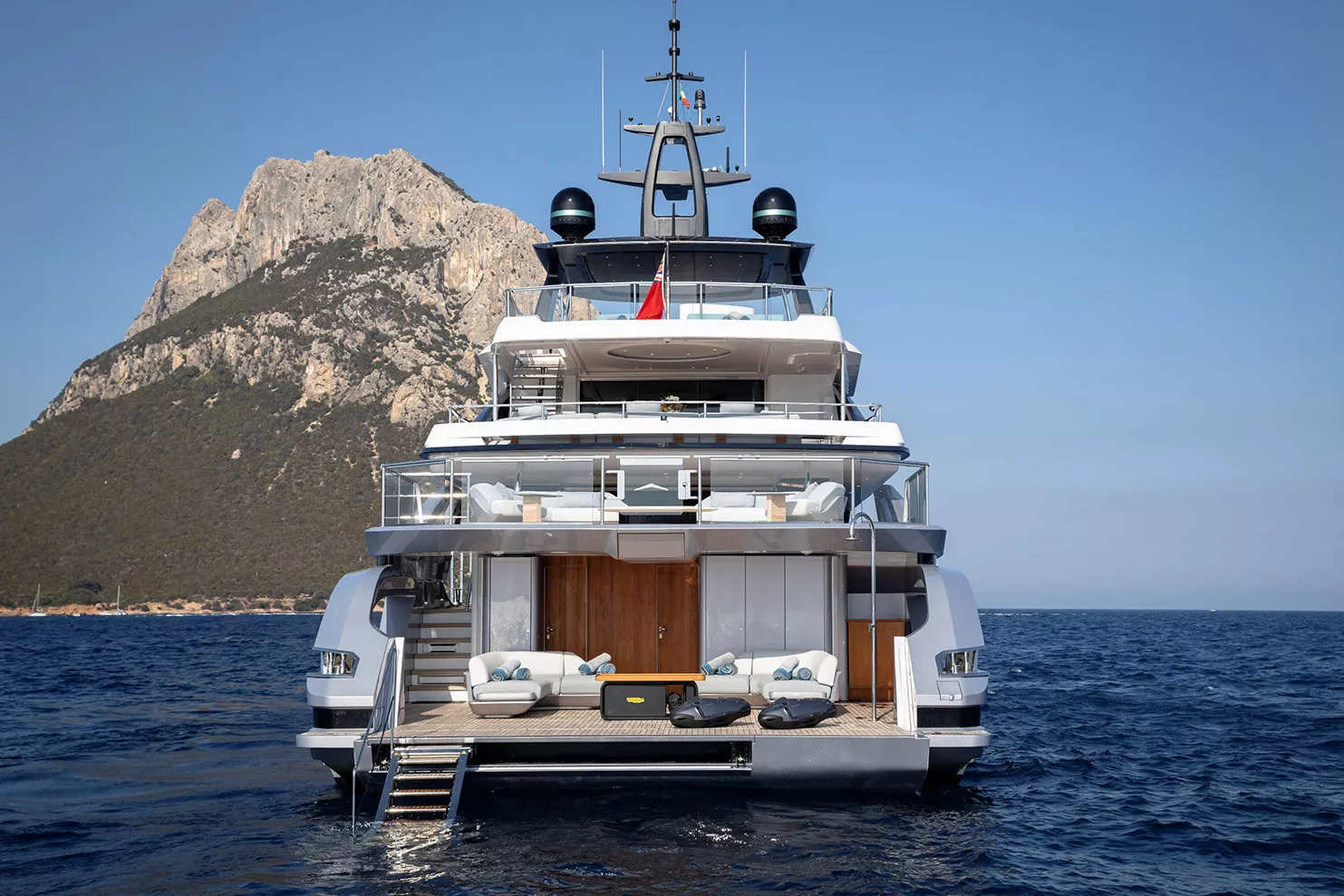 TAMANYA - Azimut Grande 38 Trideck