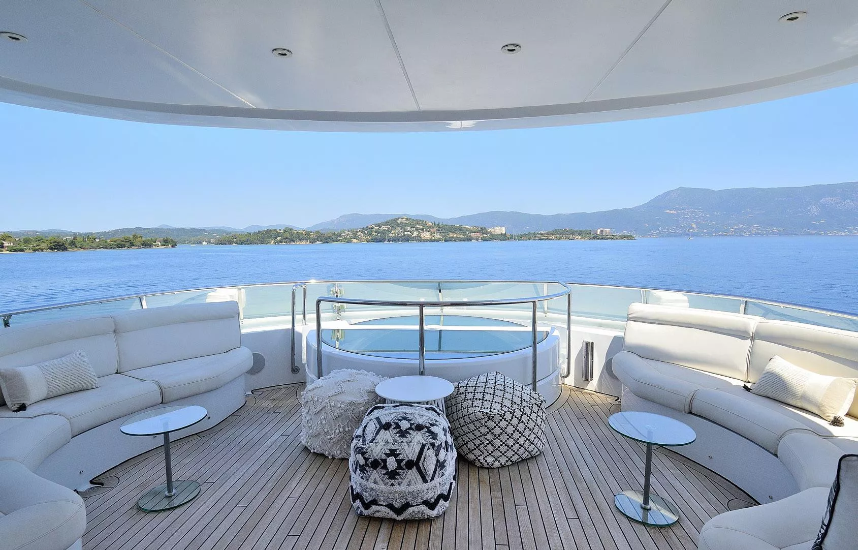https://api.arconyachts.com/storage/38216/conversions/QetwPdIkgDq9sNpye5dVCXhVNjyg1yxP0iI44xAQ-optimize.webp