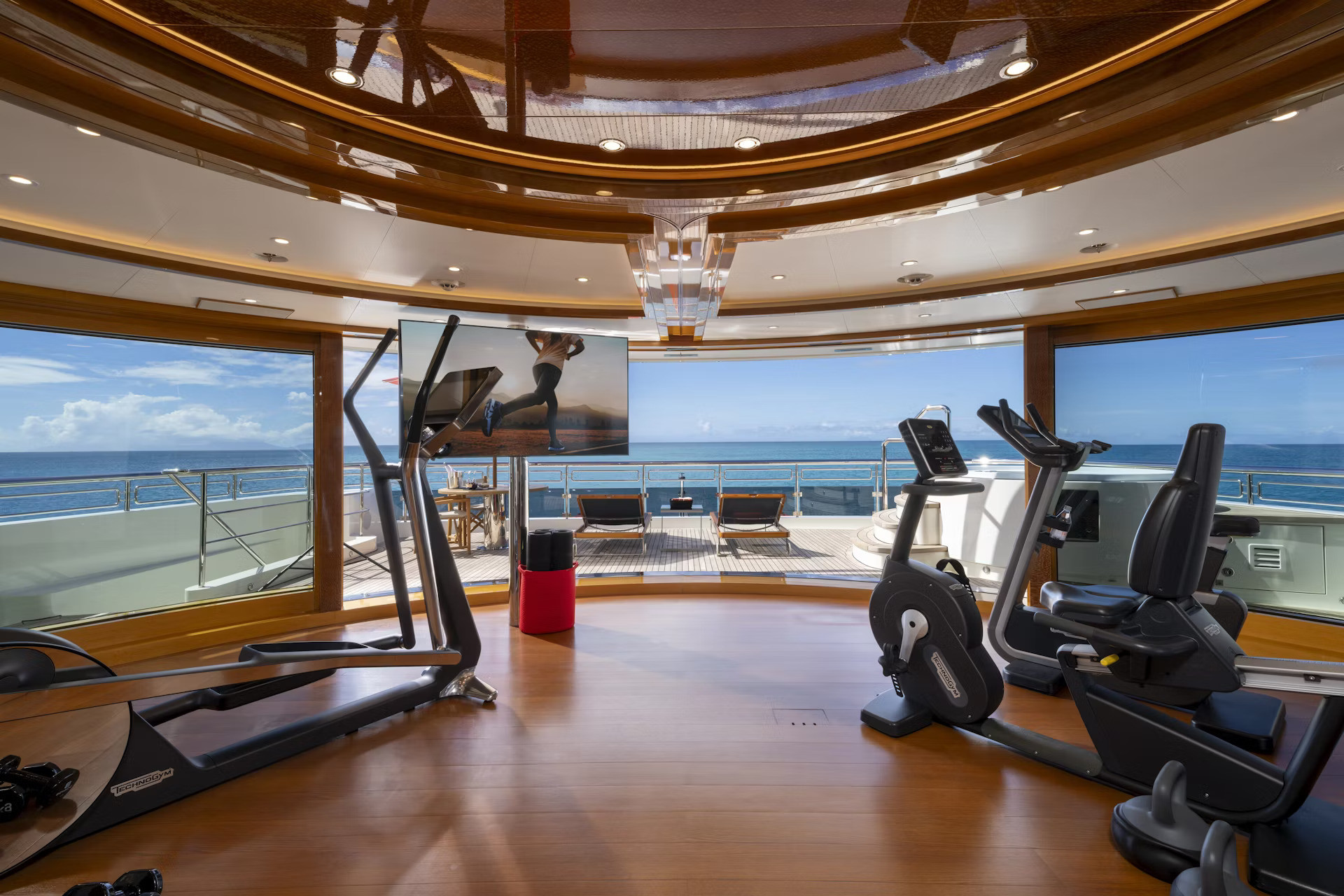https://api.arconyachts.com/storage/38236/conversions/iBDMB1TrpjWIat0N6gRh9l1EEMFBNBSZkUW89qGG-optimize.jpg