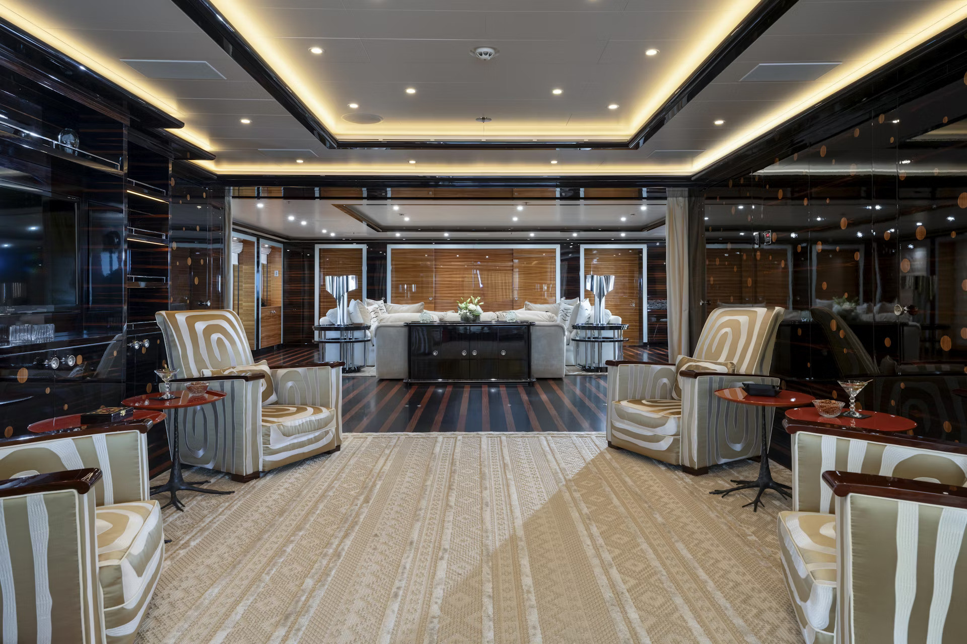 https://api.arconyachts.com/storage/38239/conversions/noE33gsObhG6204lT76CanZiNaRNQ4L1uqCNQZIZ-optimize.jpg