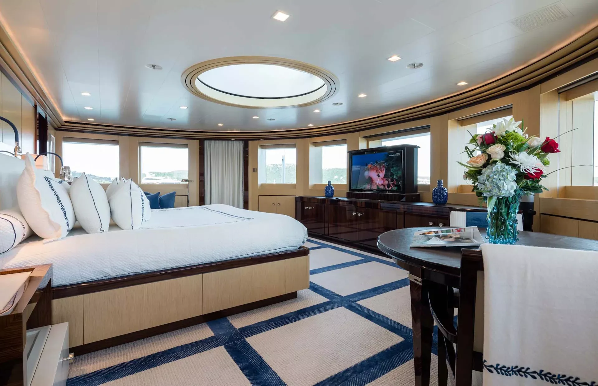 https://api.arconyachts.com/storage/38310/conversions/rSZWn8D09SWyfZfmOElxpKvriTqAW6DKLBFcHVCp-optimize.webp