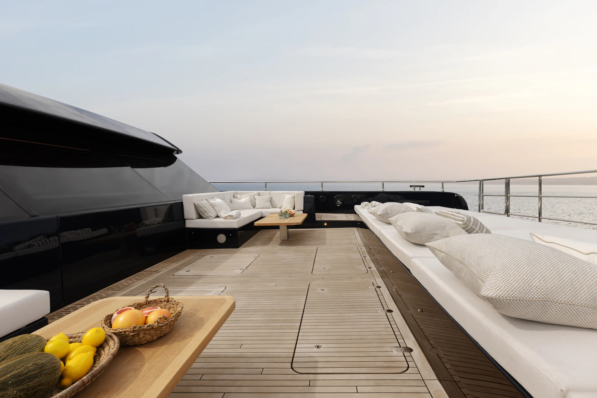 https://api.arconyachts.com/storage/38320/conversions/mapbqhafhZ6fuq6yFkdPr5vdrfNHFDIOSrT9A7s6-optimize.jpg