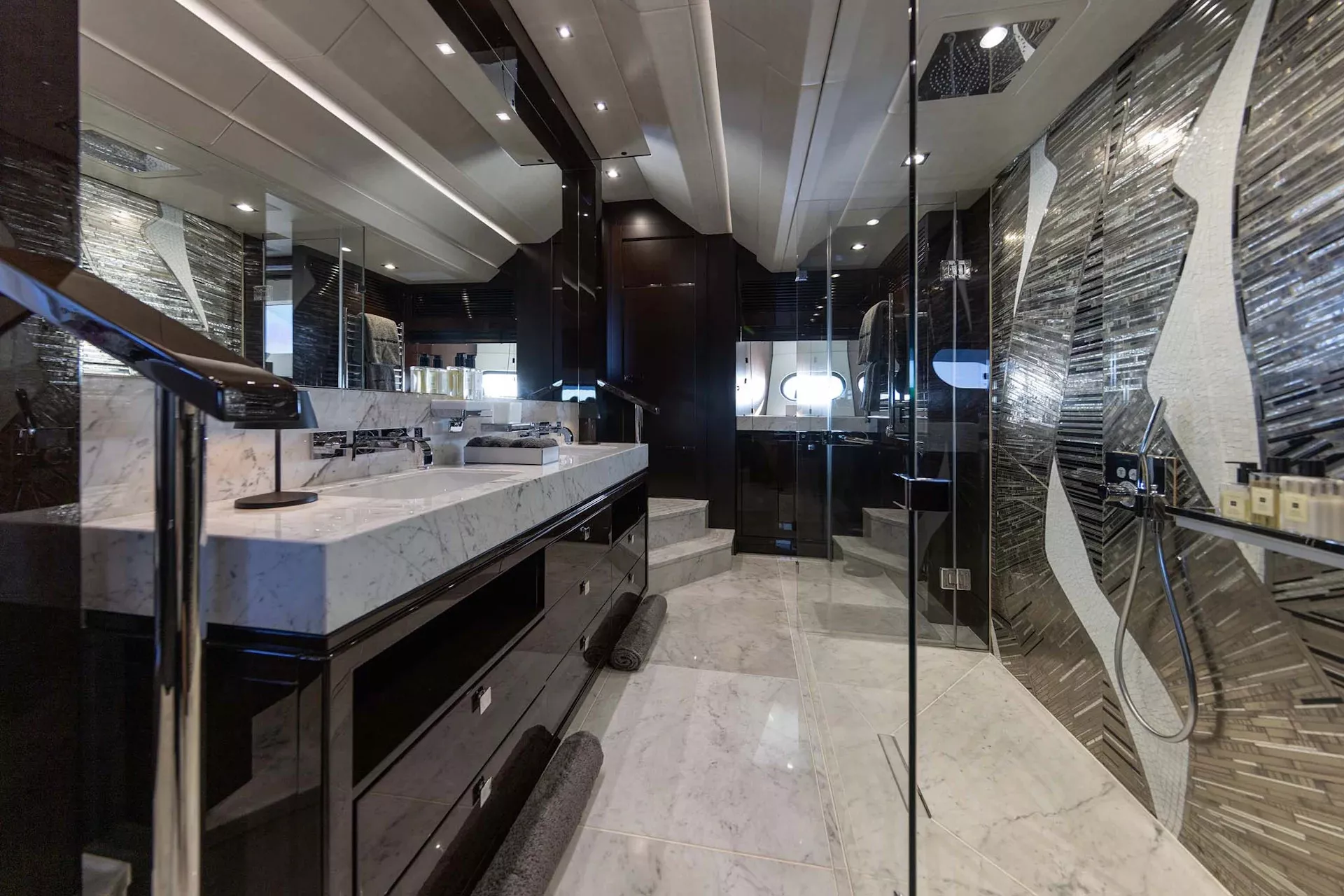 https://api.arconyachts.com/storage/38352/conversions/CRvIvgCeou1z0L93T1BCMJviroqESAOKaq2ozTUk-optimize.webp