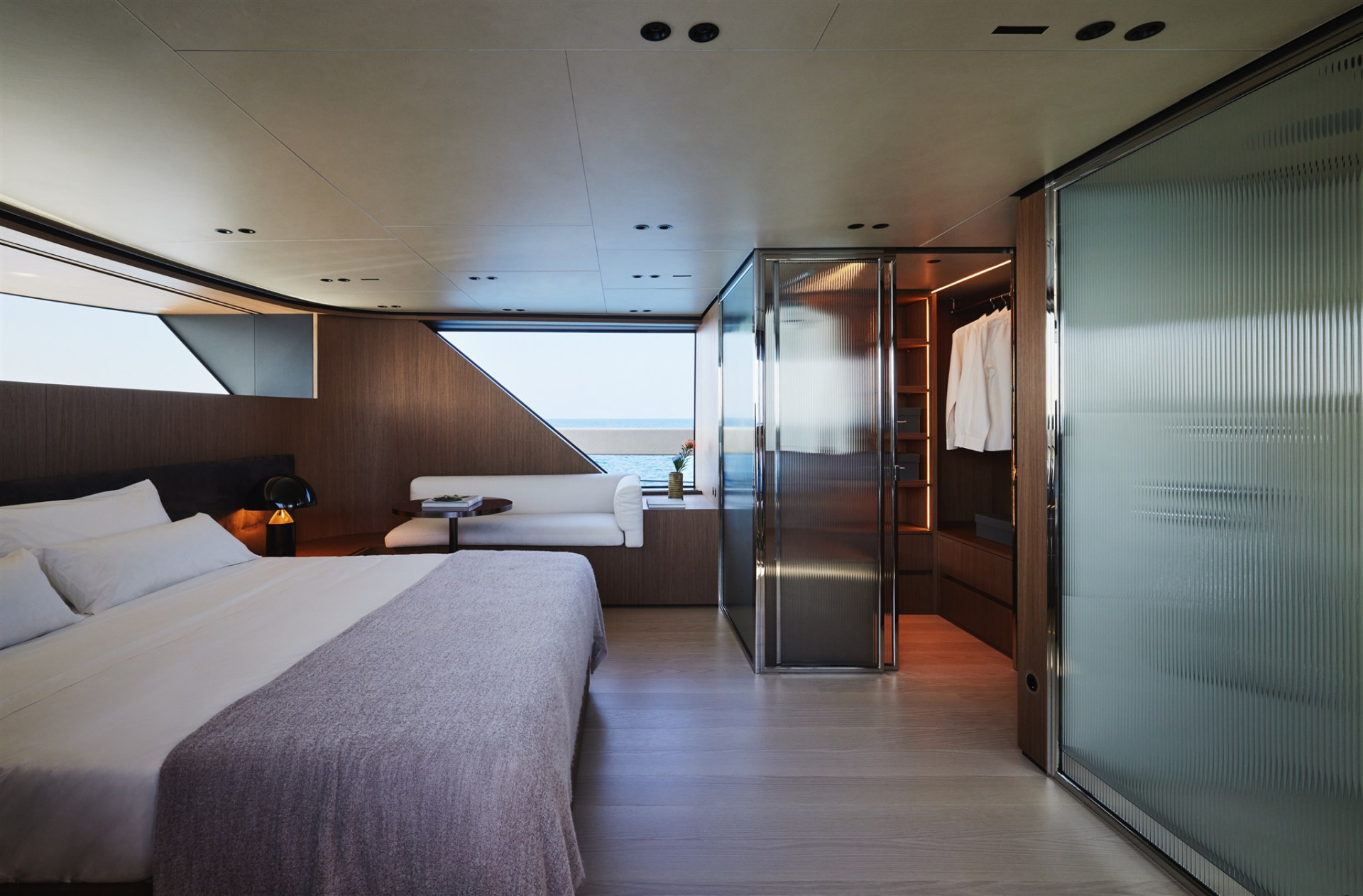 https://api.arconyachts.com/storage/38395/conversions/Tj48H0bPjNJNEeXDLBNn5zDDLsUrrQ7SDx9BpL0i-optimize.jpg