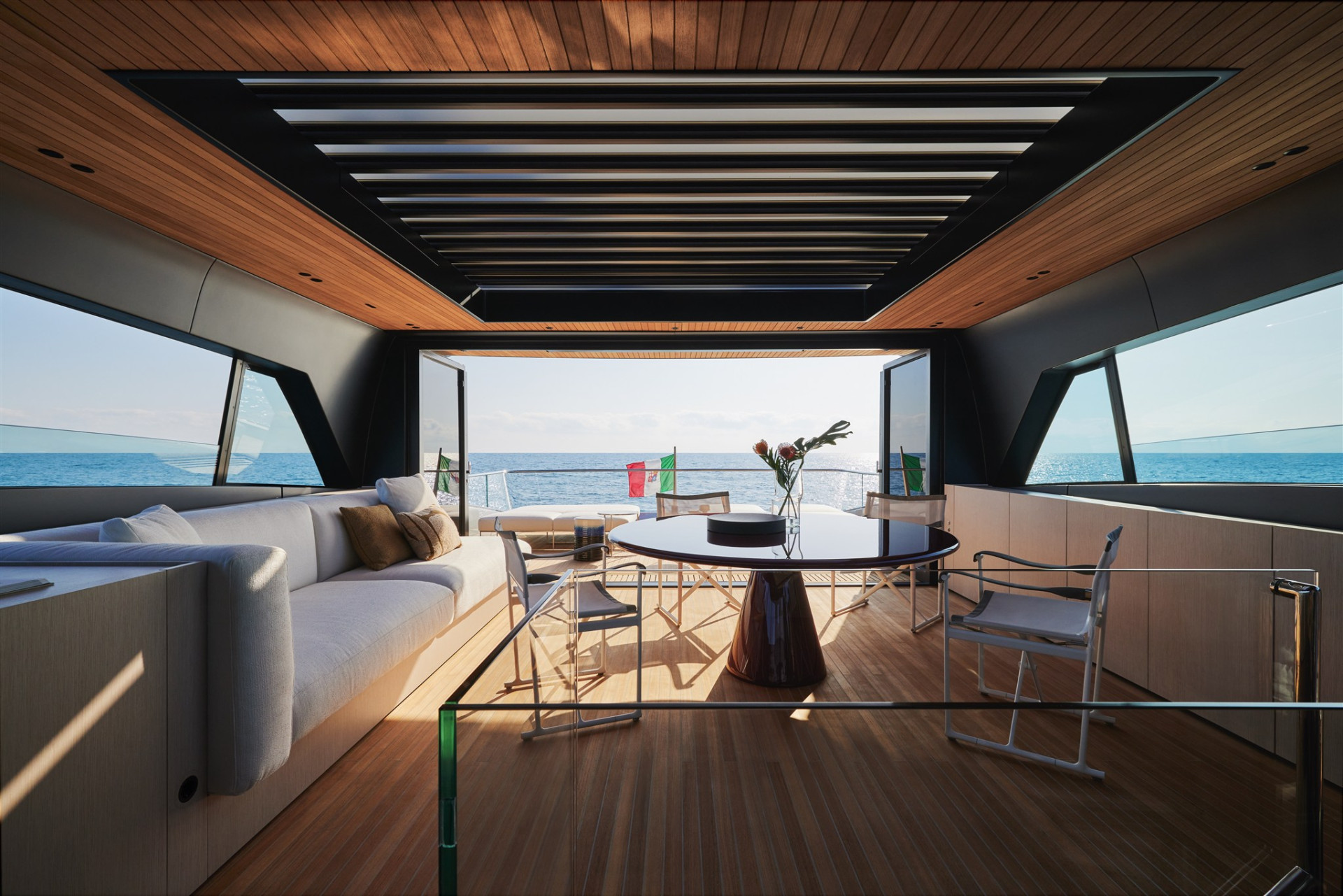https://api.arconyachts.com/storage/38397/conversions/QFSkHQ9Dc8TGLoCw56FVboegxLieyNbCjhsqNdqf-optimize.jpg