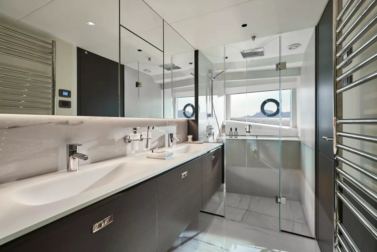 https://api.arconyachts.com/storage/38434/conversions/tBFqzchaZhpZtSdKQTVOlZnOYgfTMHJrak45gmrE-optimize.webp