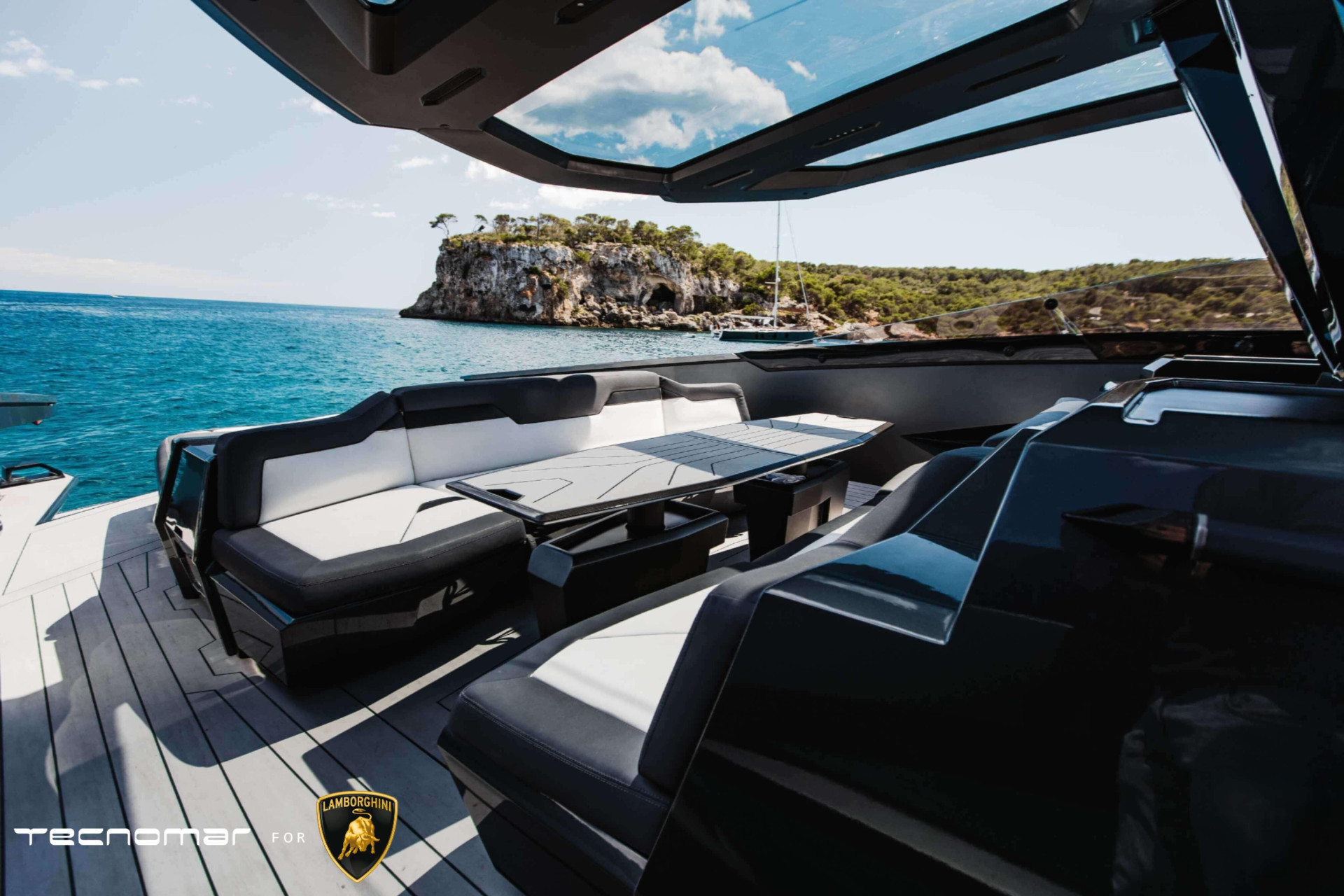 https://api.arconyachts.com/storage/38443/conversions/YG1eLpTk8CCj8Hnb9ky9sQWpRqLdGAaAuQPO9fzl-optimize.jpg